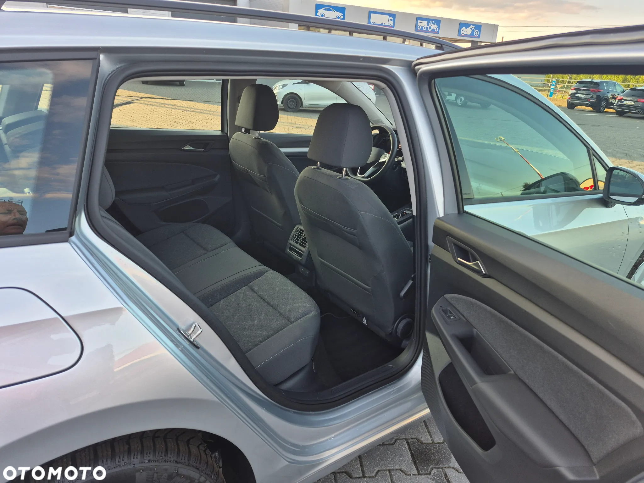 Volkswagen Golf - 14