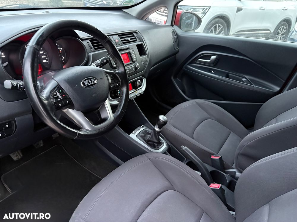 Kia Rio 1.2 Dream Team Edition - 7