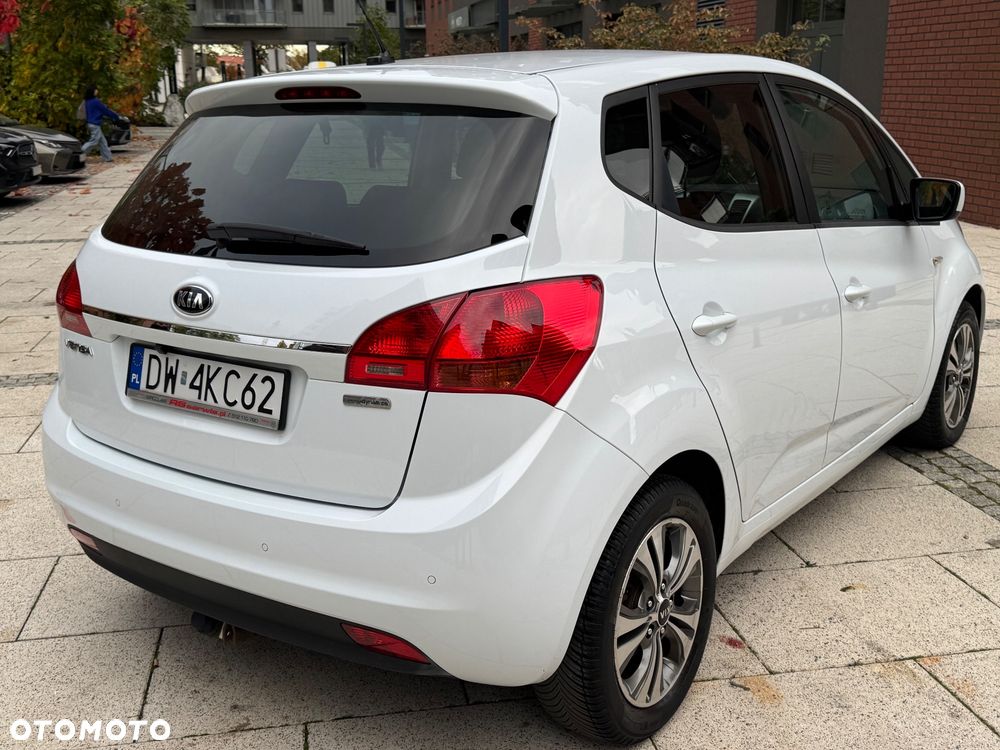 Kia Venga 2017 photo 5