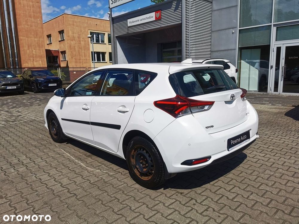 Toyota Auris 1.33 VVT-i Active - 3
