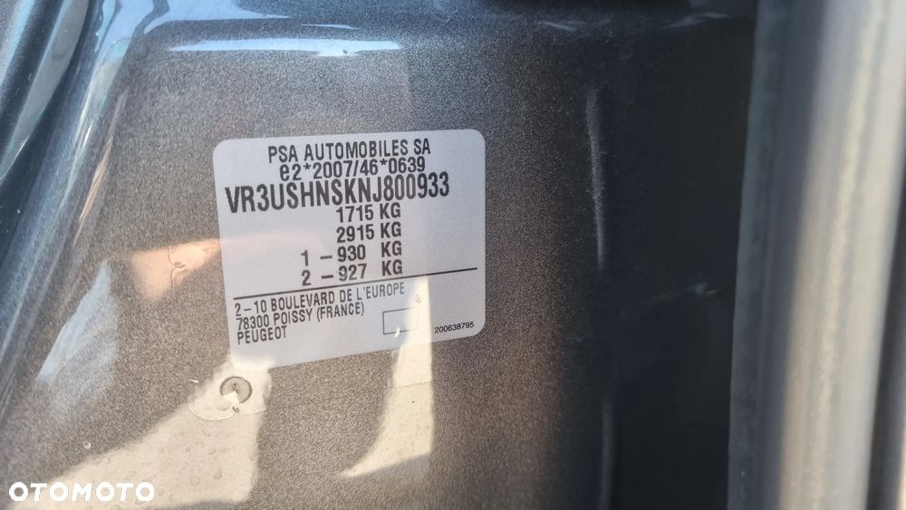 Peugeot 2008 PureTech 130 EAT8 Allure Pack - 35