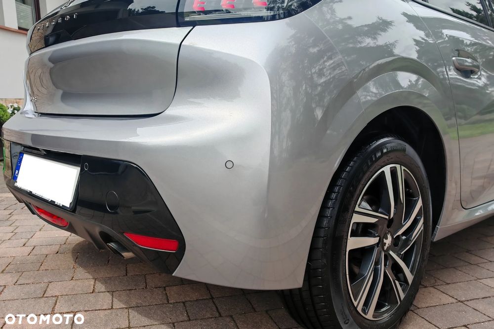 Peugeot 208 PureTech 100 EAT8 Allure - 39