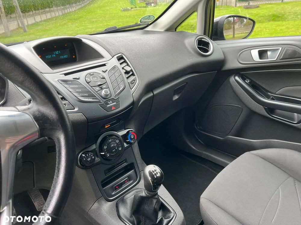 Ford Fiesta 1.25 Trend Edition - 14