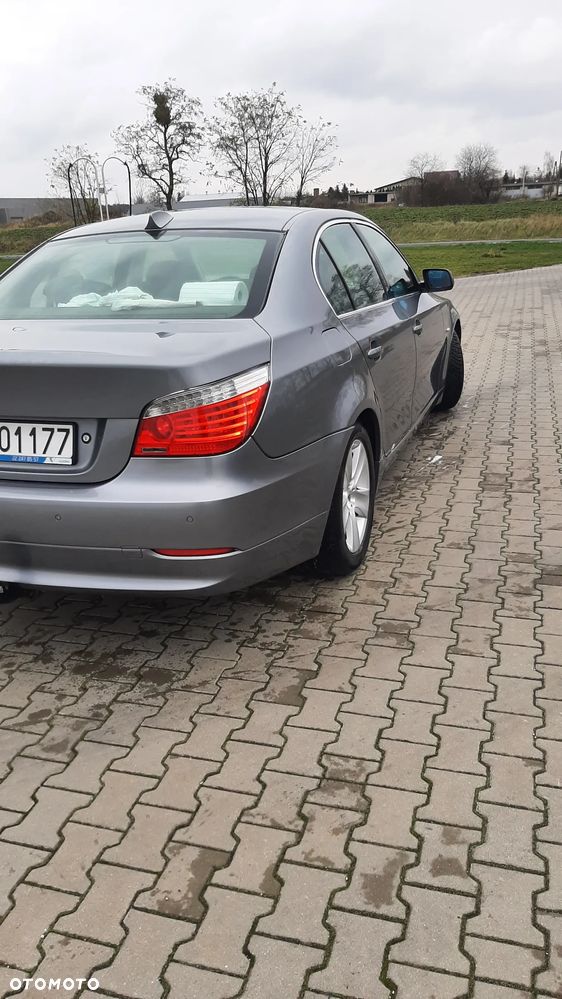 BMW Seria 5 520d Touring - 12