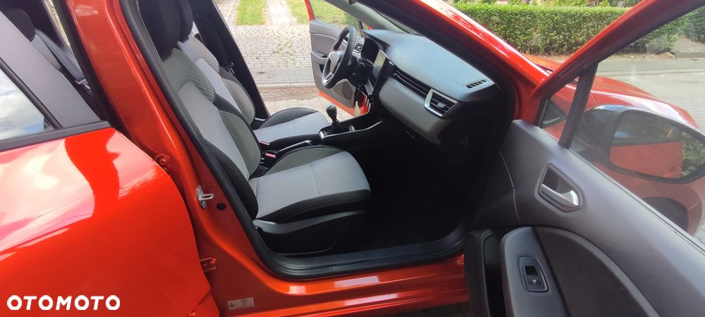 Renault Clio - 6