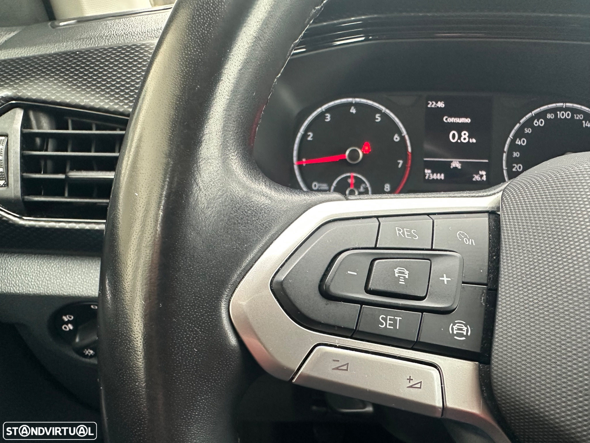 VW T-Cross 1.0 TSI Conceptline - 25