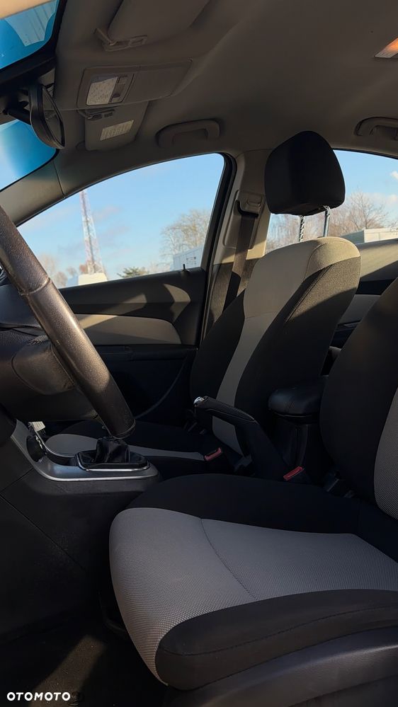 Chevrolet Cruze 1.8 LTZ - 6