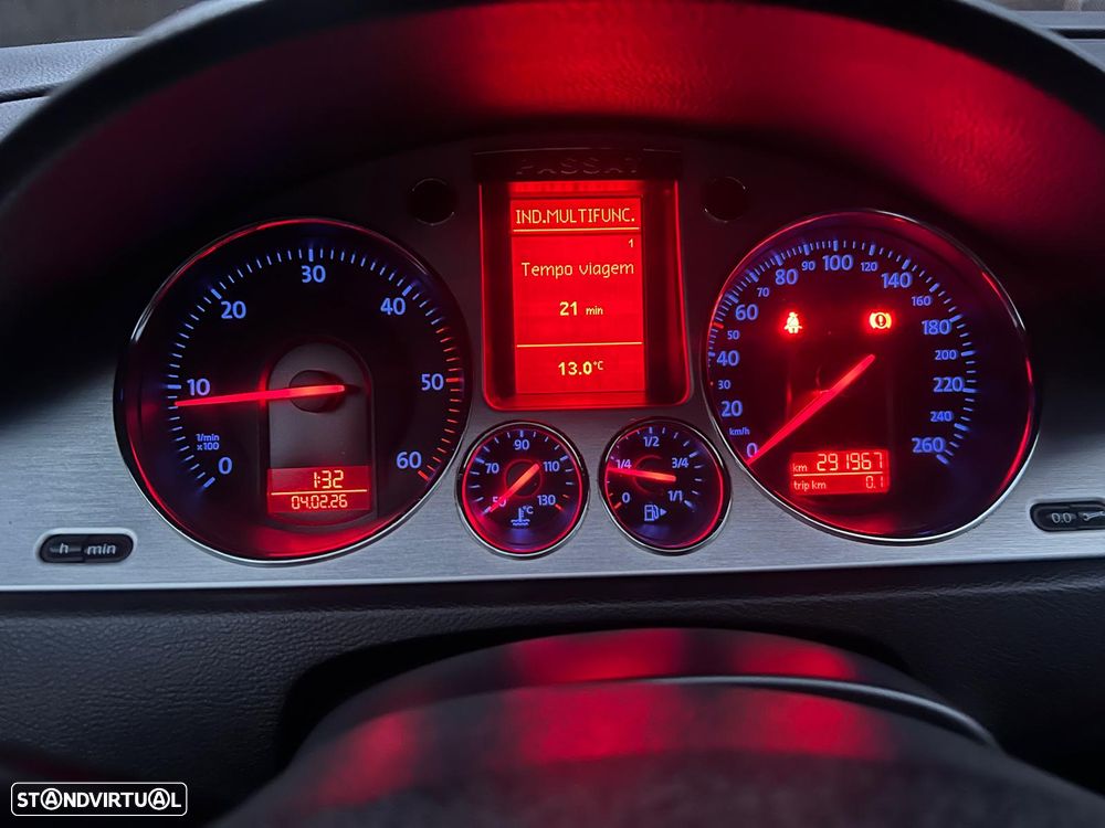 VW Passat Variant 2.0 TDi Sportline - 2