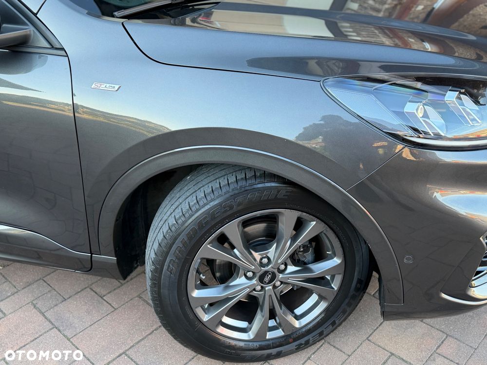 Ford Kuga - 17