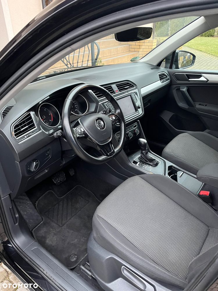Volkswagen Tiguan 2.0 TDI SCR DSG Elegance - 4