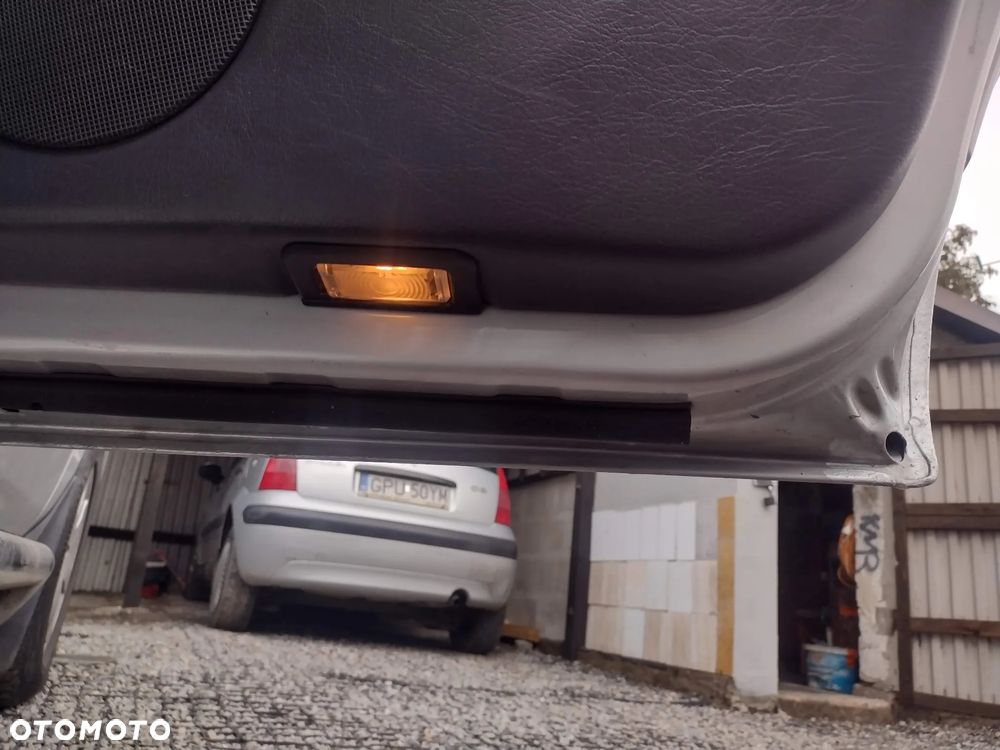 Mercedes-Benz ML - 18