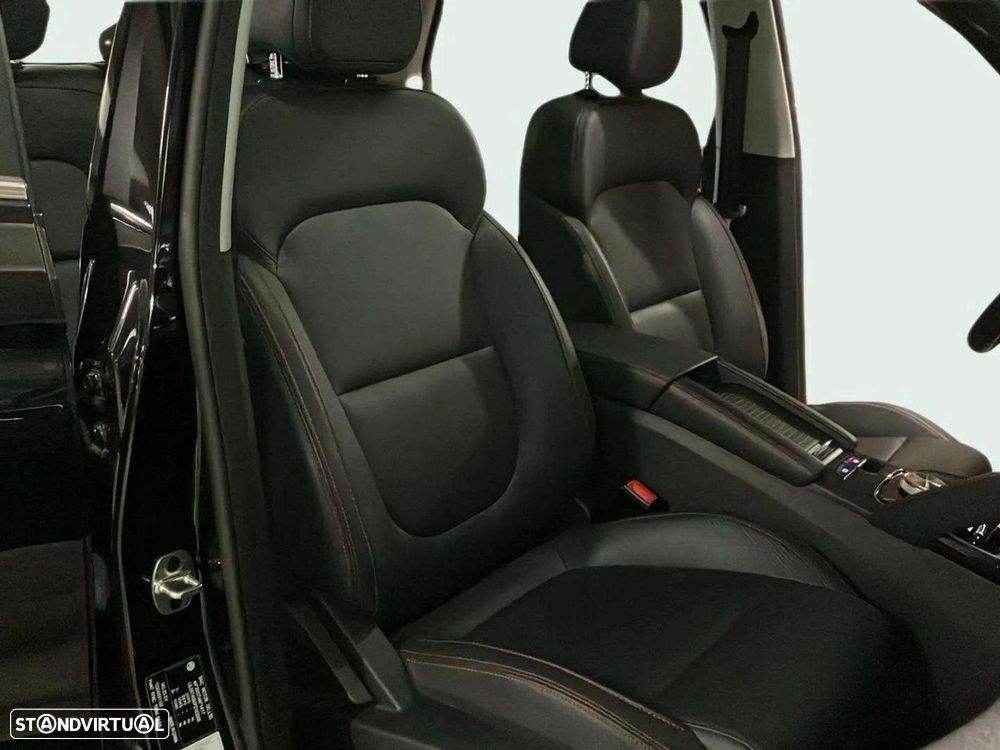 MG ZS EV 72.6 kWh Luxury OBC 11 kW - 14