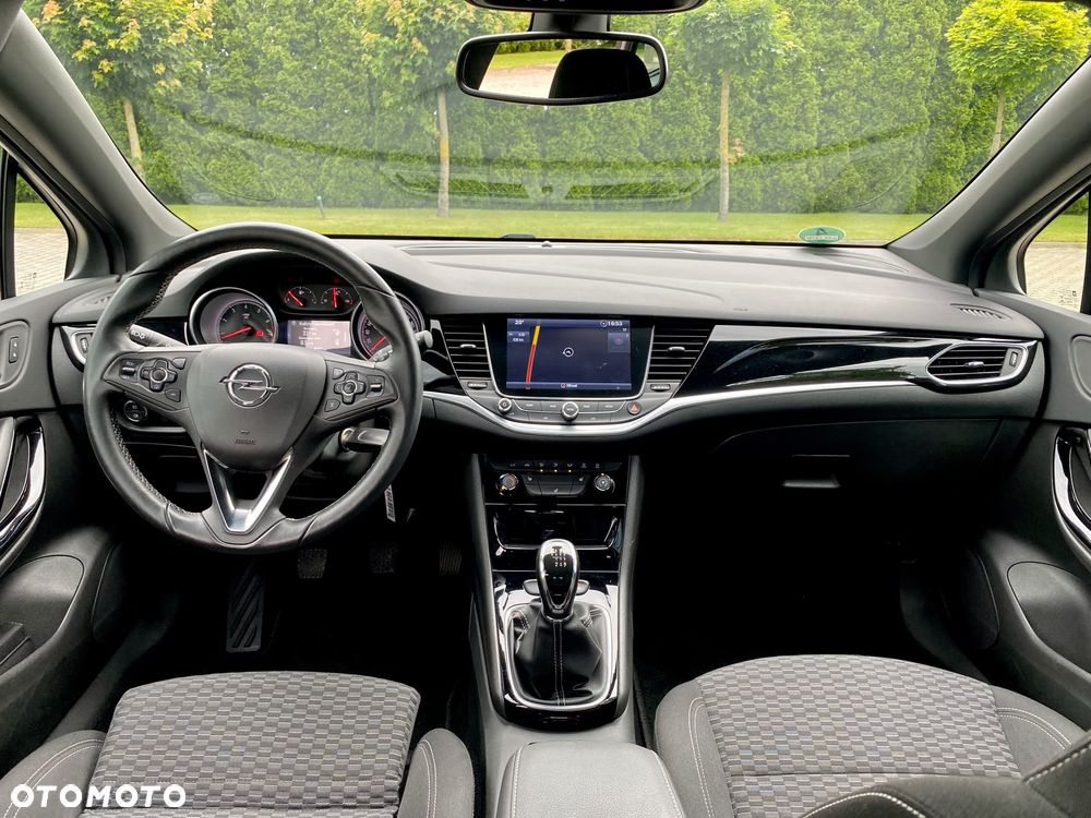 Opel Astra 1.4 Turbo Edition - 21