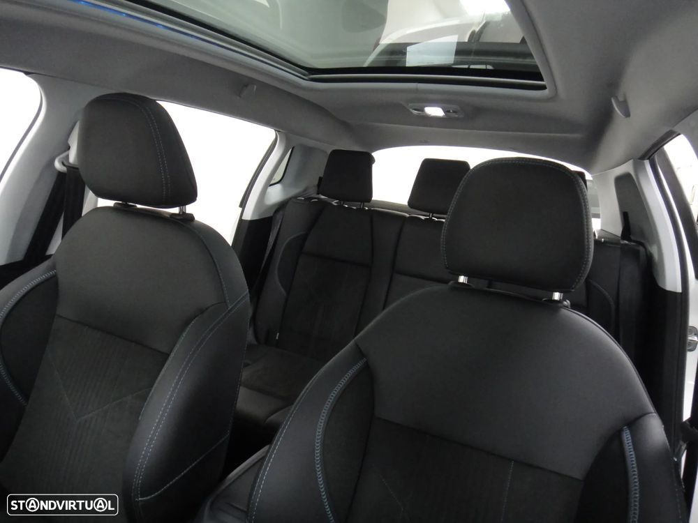 Peugeot 2008 1.2 PureTech Crossway EAT6 - 17