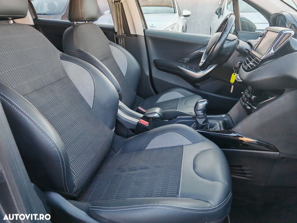 Peugeot 2008 PureTech 110 Stop&Start Allure - 12