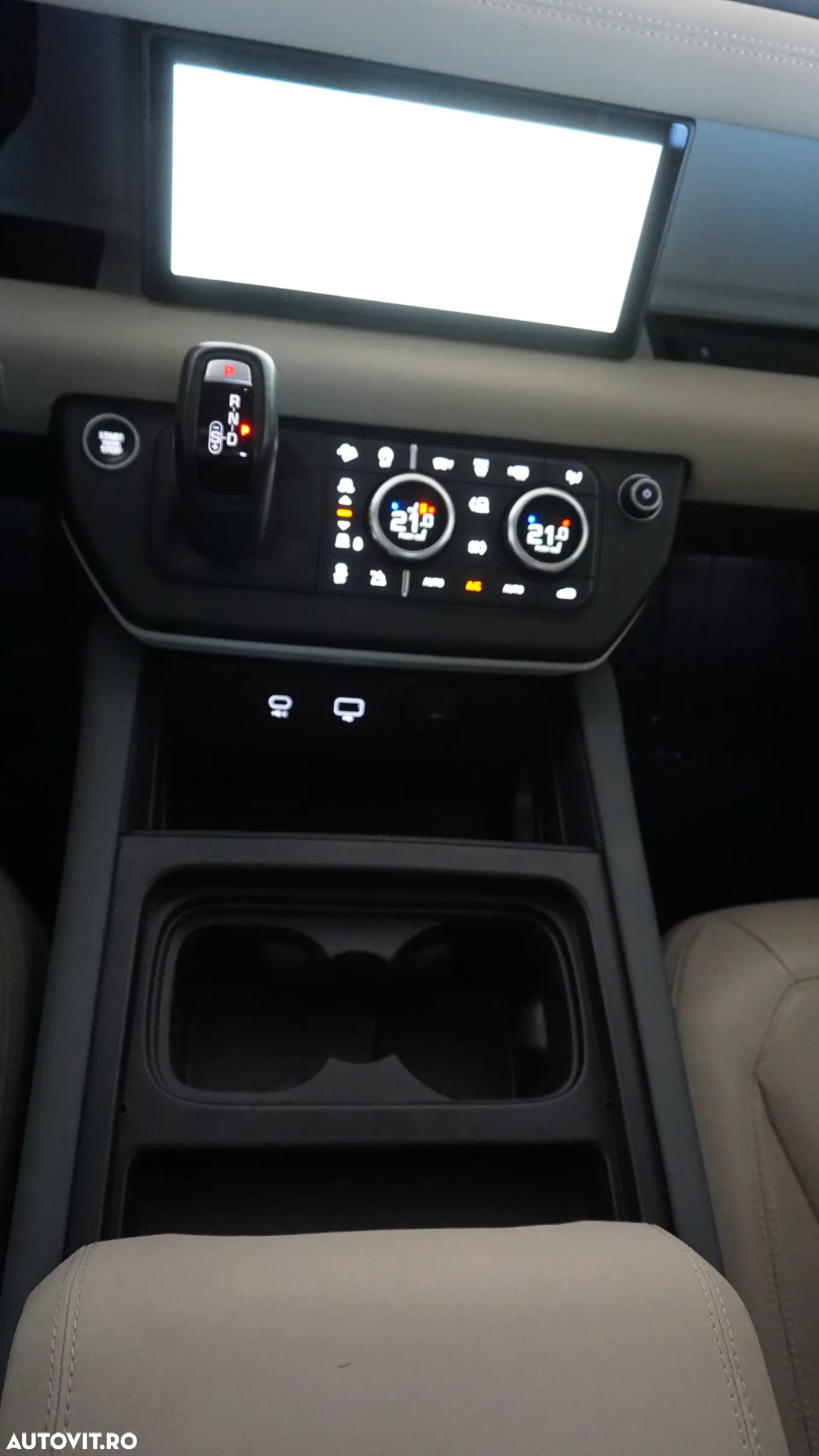 Land Rover Defender 110 2.0P 300 S - 21