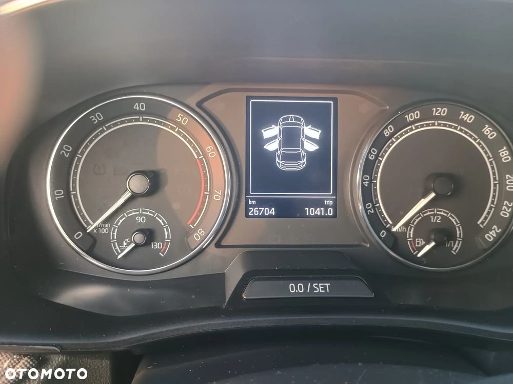 Skoda Fabia 1.0 TSI Style - 10