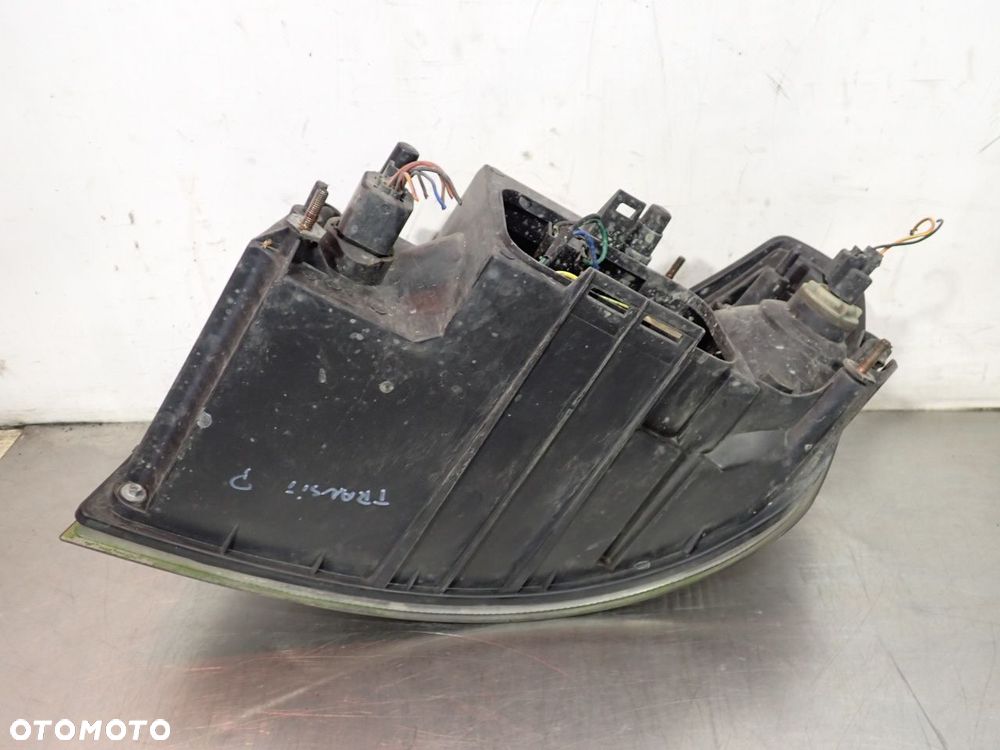 LAMPA PRAWA PRZEDNIA FORD TRANSIT V - 6