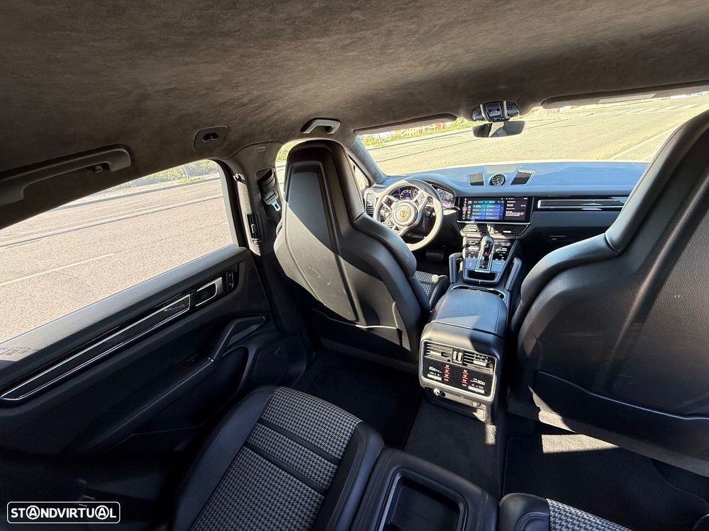 Porsche Cayenne Coupé - 25