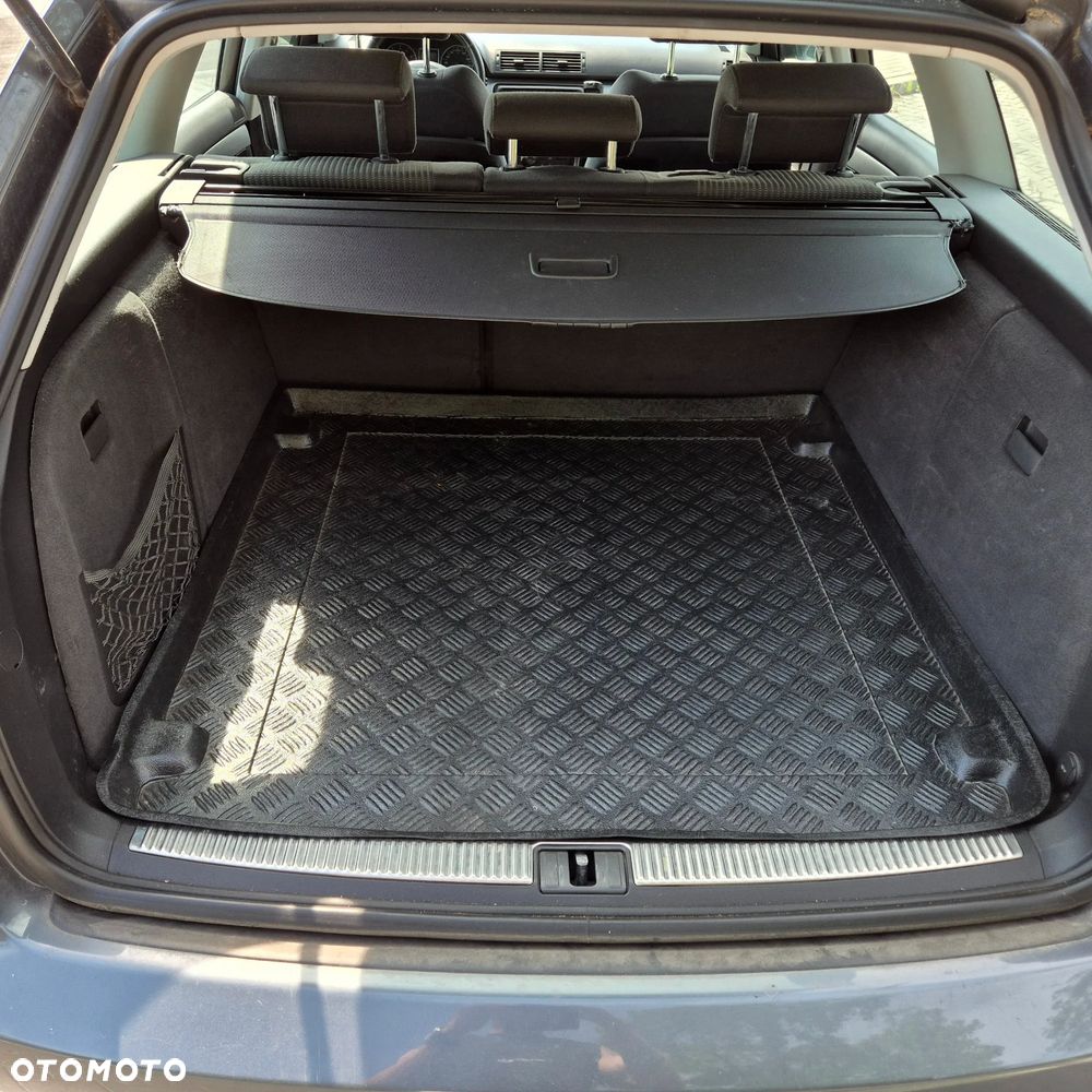 Audi A4 Avant - 8