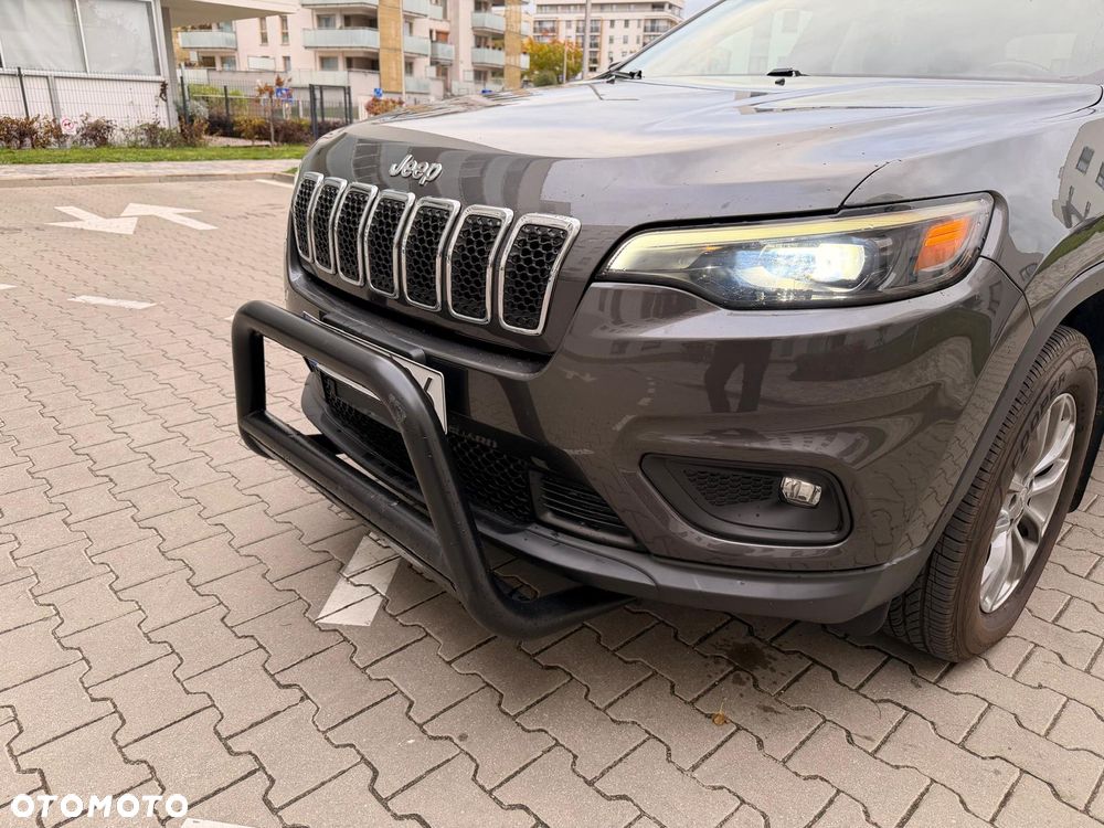 Jeep Cherokee - 2
