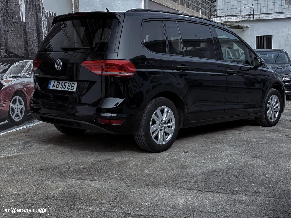 VW Touran 2.0 TDI Confortline DSG - 9