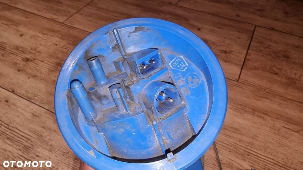 OBUDOWA POMPY PALIWA KOSZ PŁYWAK BMW 8 E31 840 850 EU 11804701 1182289 - 4