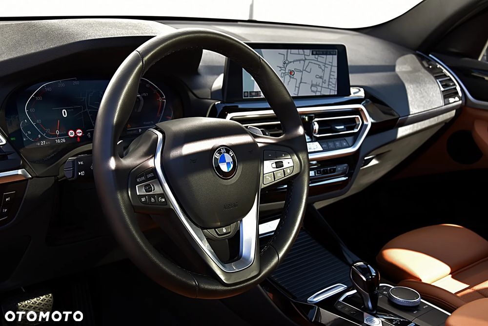 BMW X3 xDrive20i - 16