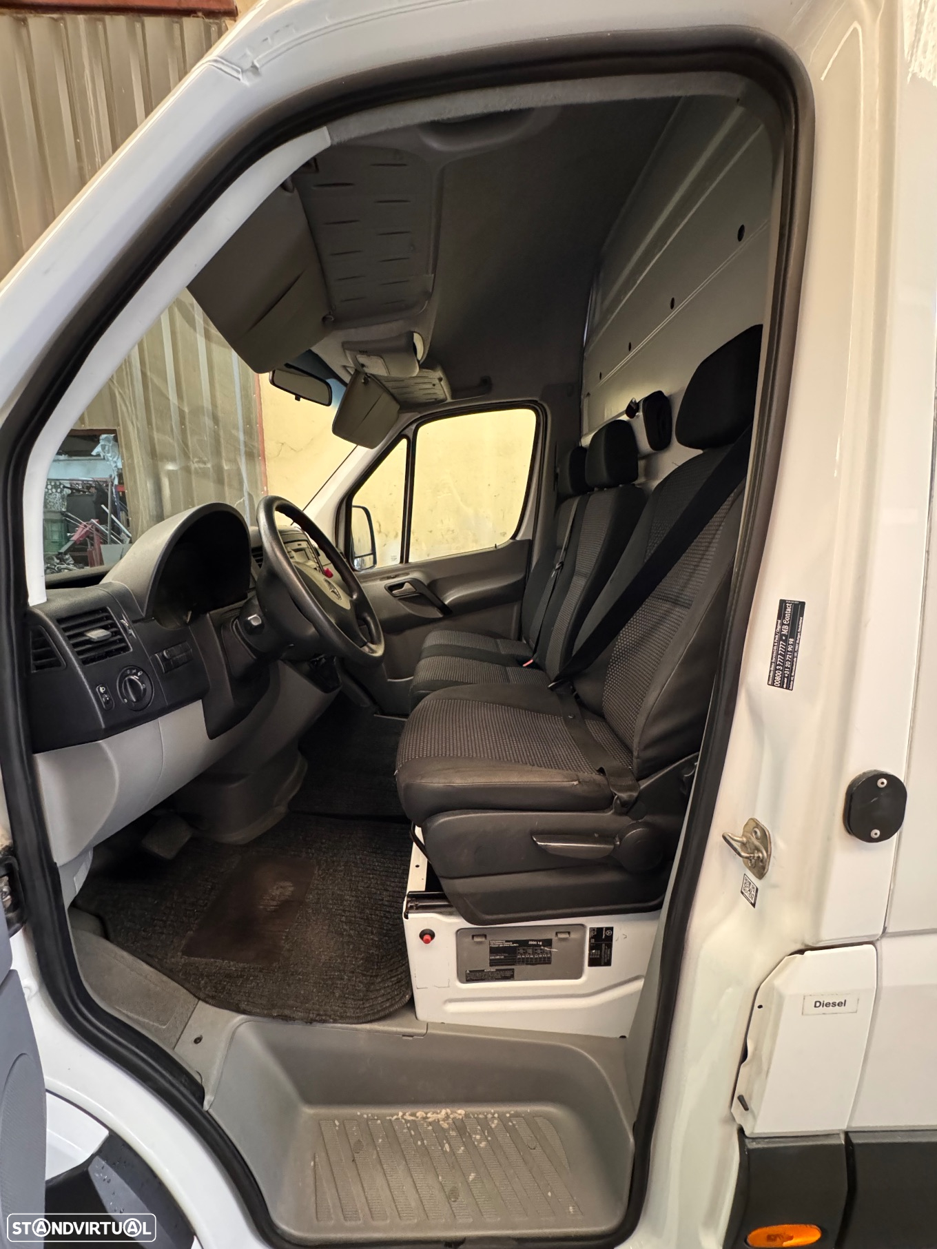 Mercedes-Benz Sprinter 310 CDI poucos km cx automático - 15