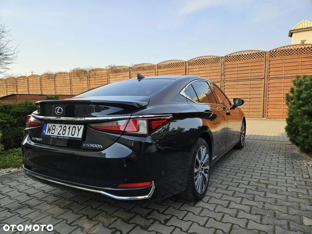 Lexus ES - 11