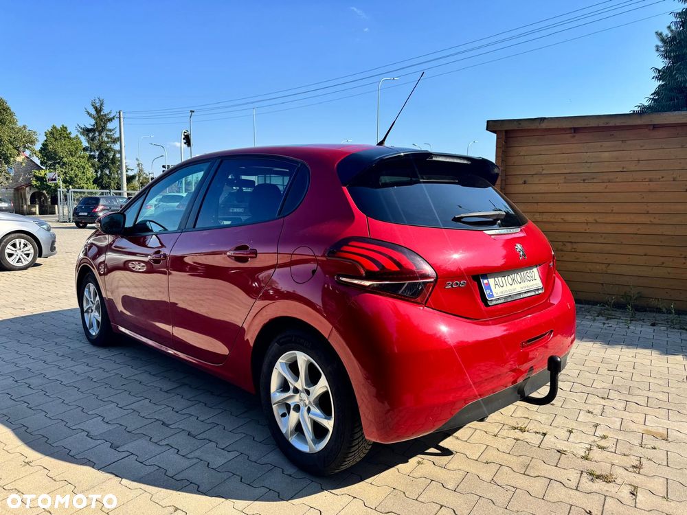 Peugeot 208 1.2 PureTech Allure - 6