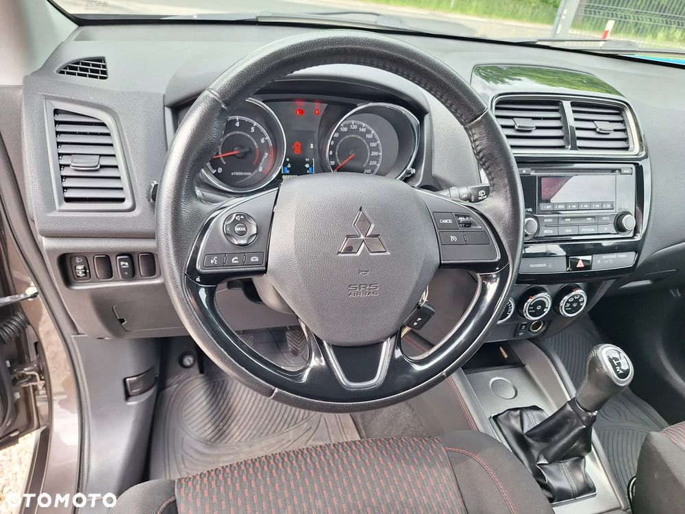Mitsubishi ASX 1.6 2WD Plus - 22