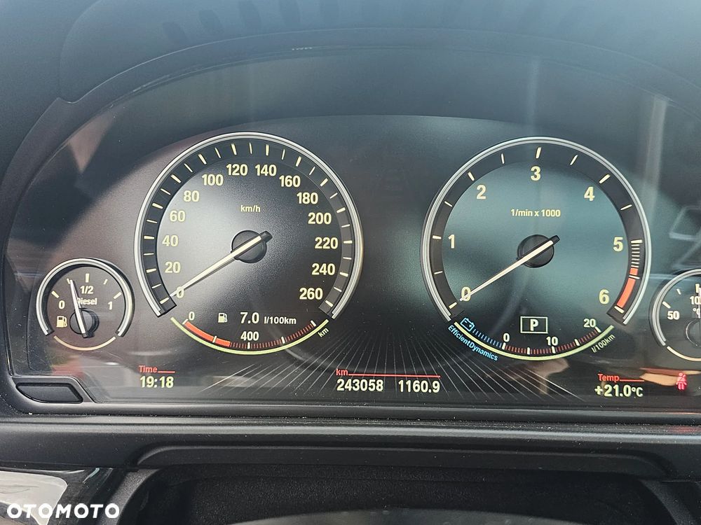 BMW Seria 5 520d - 17