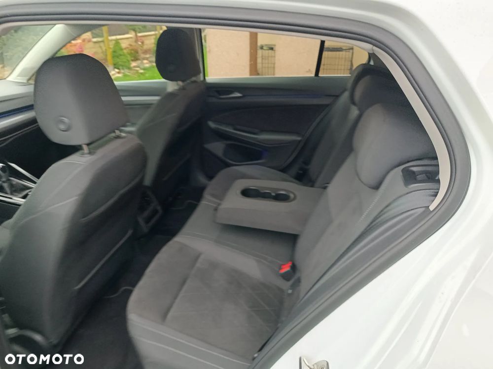 Volkswagen Golf 1.5 TSI EVO Style - 18