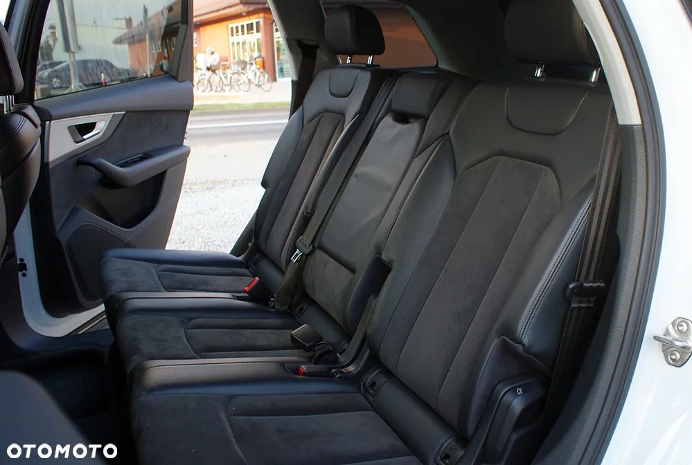 Audi Q7 3.0 TDI ultra Quattro Tiptronic - 30