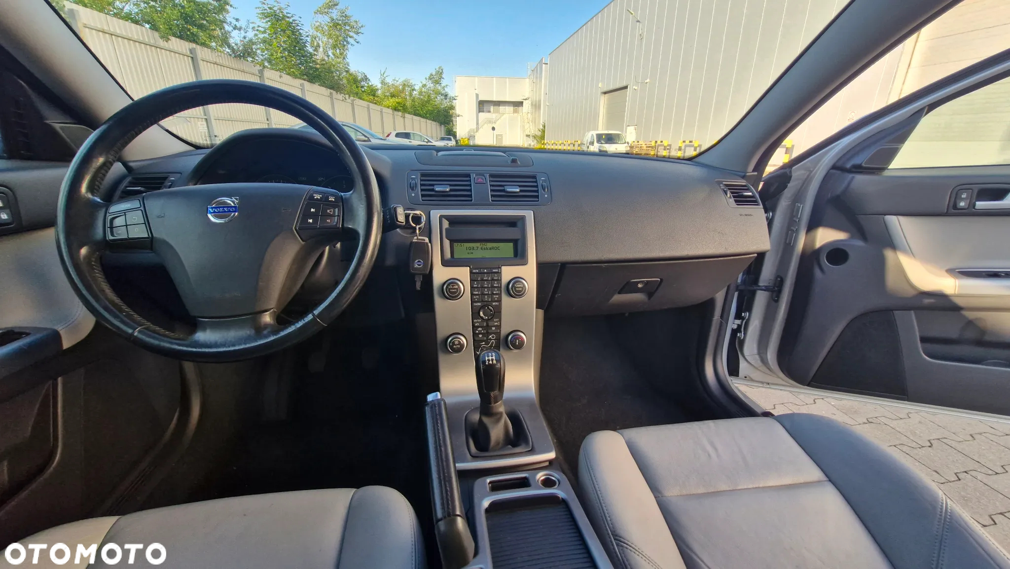 Volvo V50 1.6D DPF DRIVe Momentum - 12