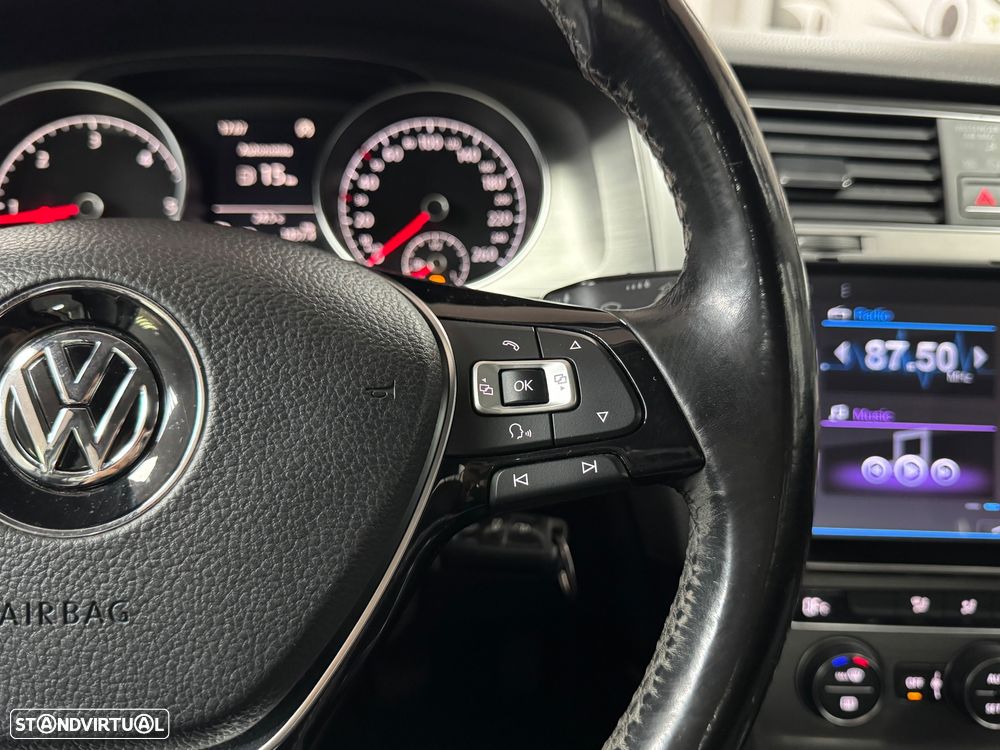 VW Golf 1.6 TDi Confortline - 23