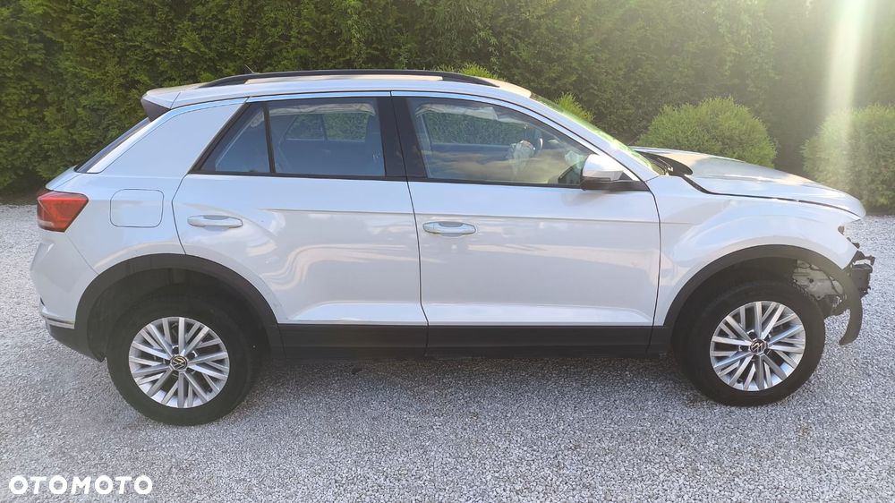Volkswagen T-Roc - 10