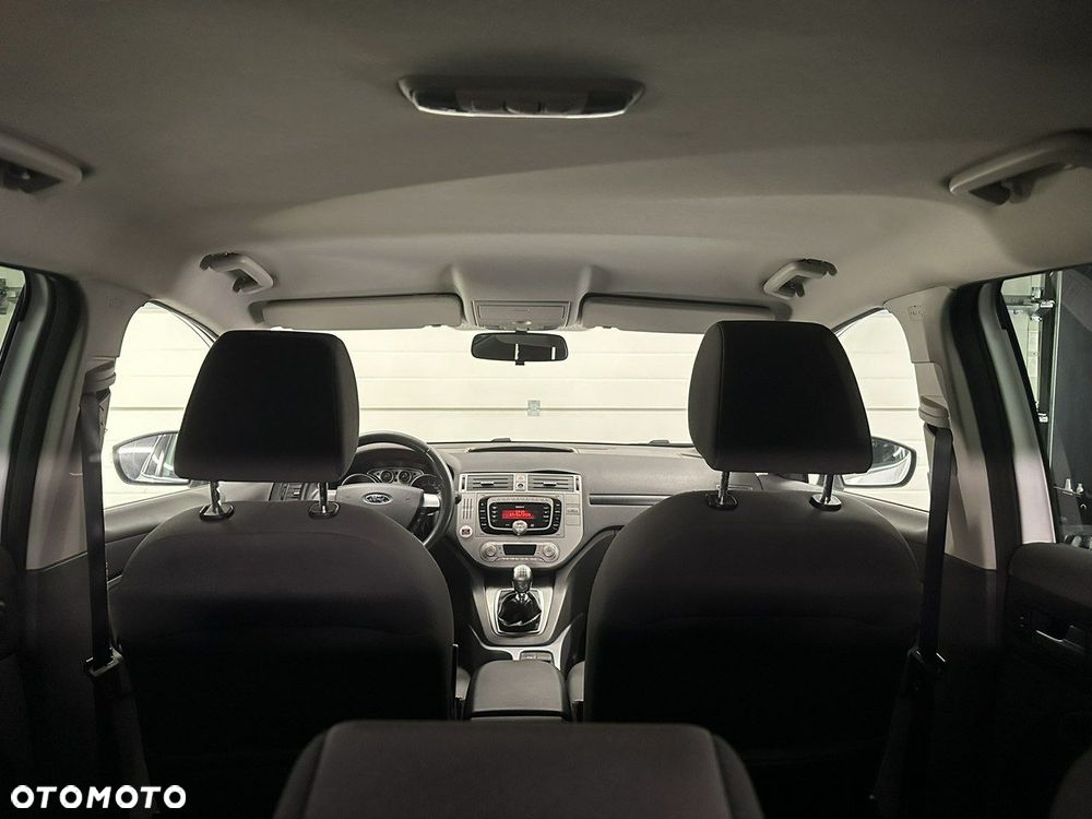 Ford Kuga - 14