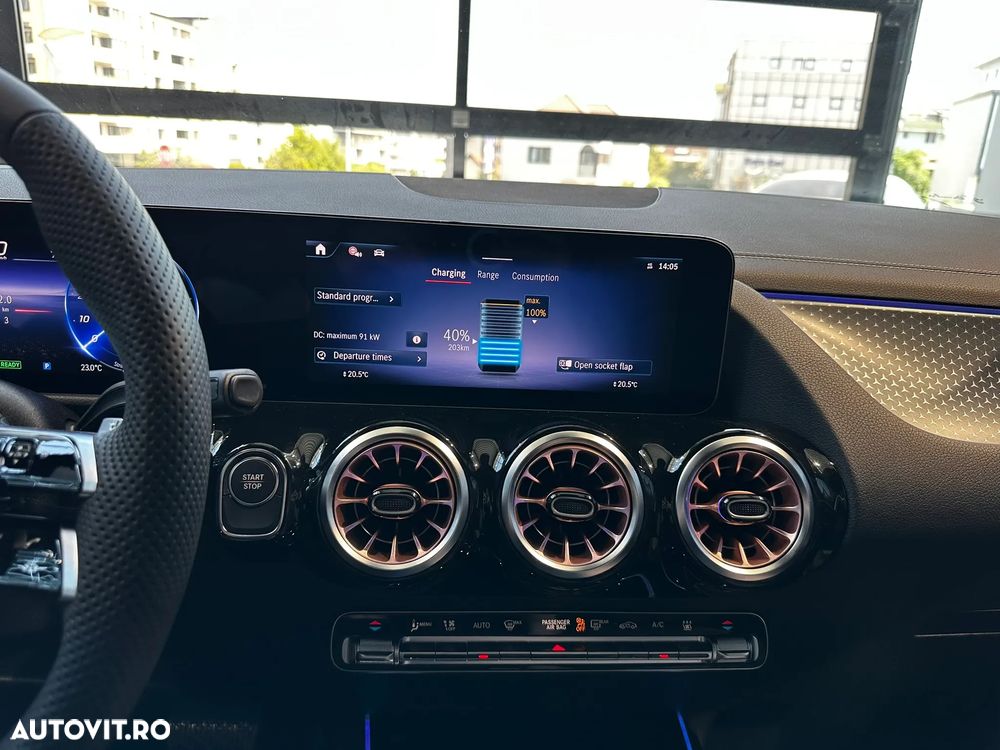 Mercedes-Benz EQA 250+ - 16