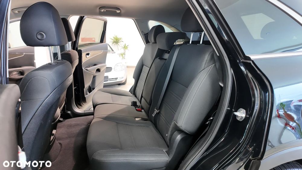 Kia Sorento 2.4 GDI 2WD Vision - 23
