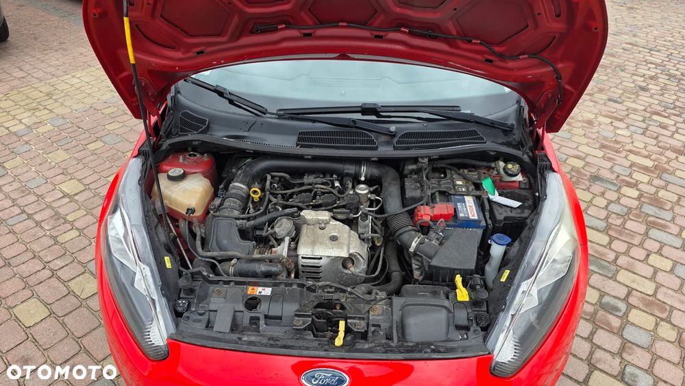 Ford Fiesta - 12