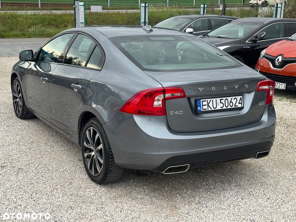 Volvo S60 D2 Kinetic - 31
