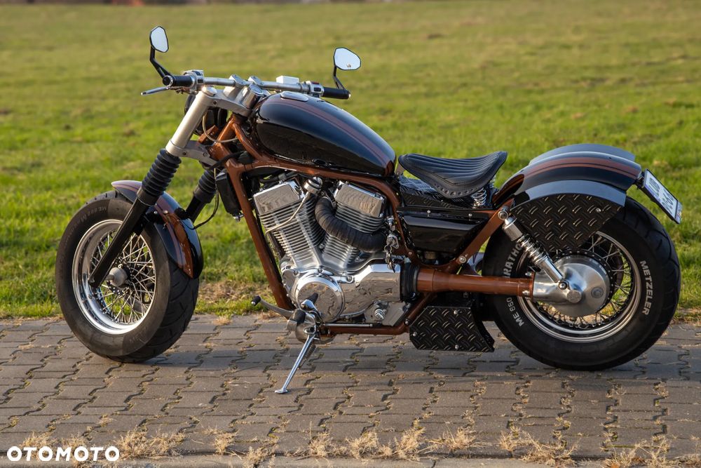 Suzuki Intruder - 5