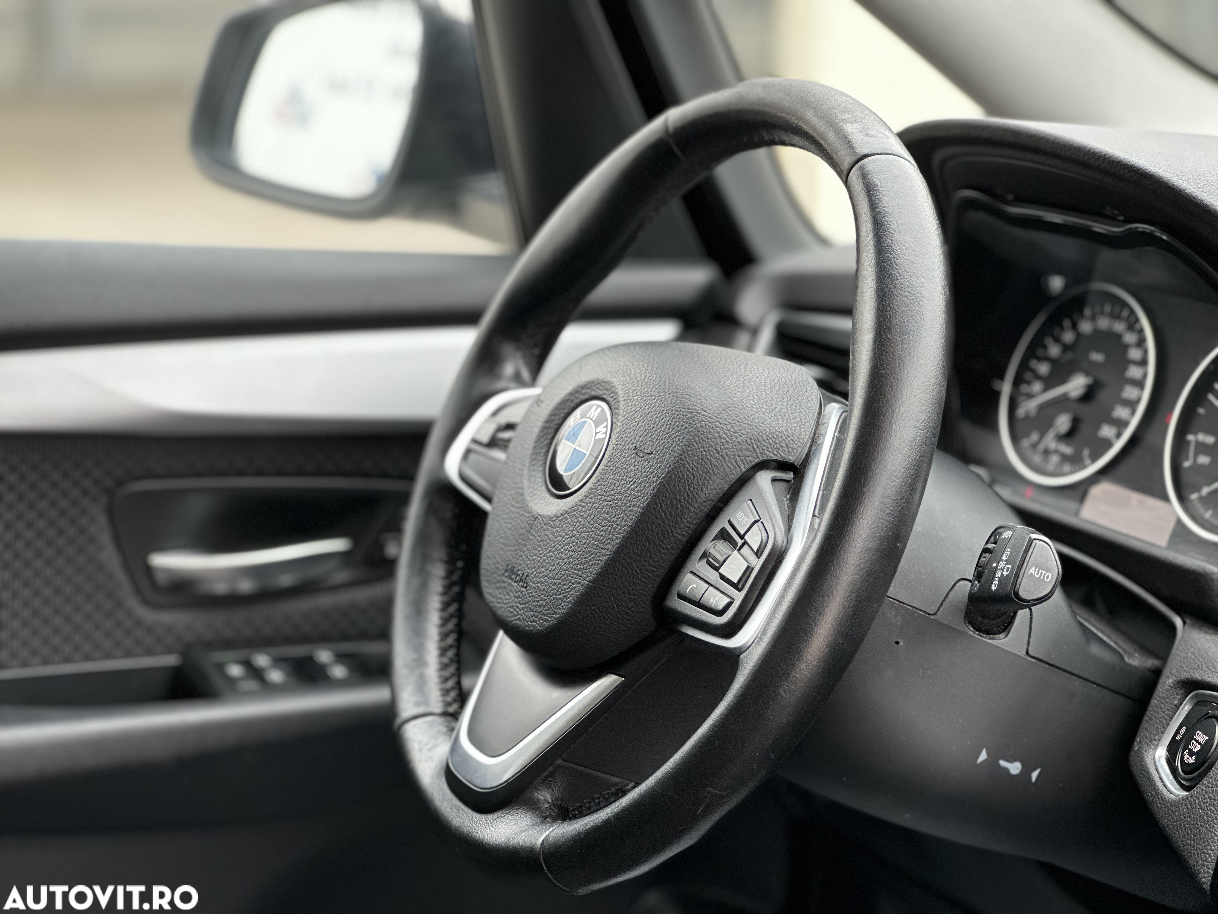 BMW Seria 2 218d Standard - 21