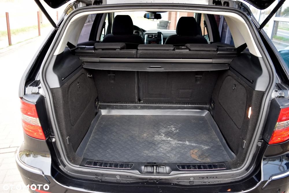 Mercedes-Benz Klasa B 200 CDI Autotronic Grand Edition - 9