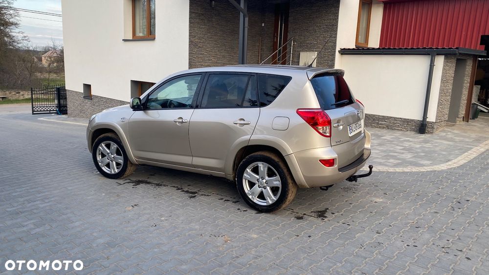 Toyota RAV4 2.2 D-CAT X Platinium - 1