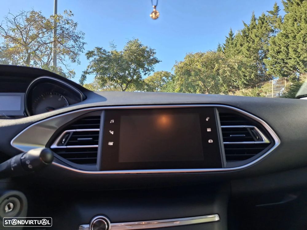 Peugeot 308 SW 1.5 BlueHDi Active - 36