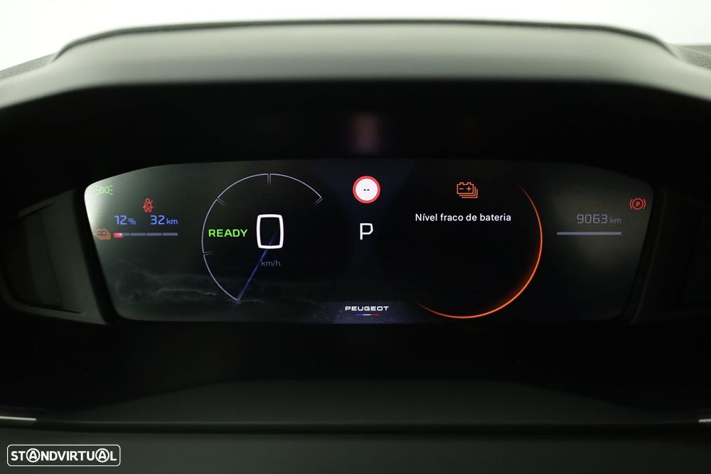 Peugeot e-208 51 kWh Allure - 17
