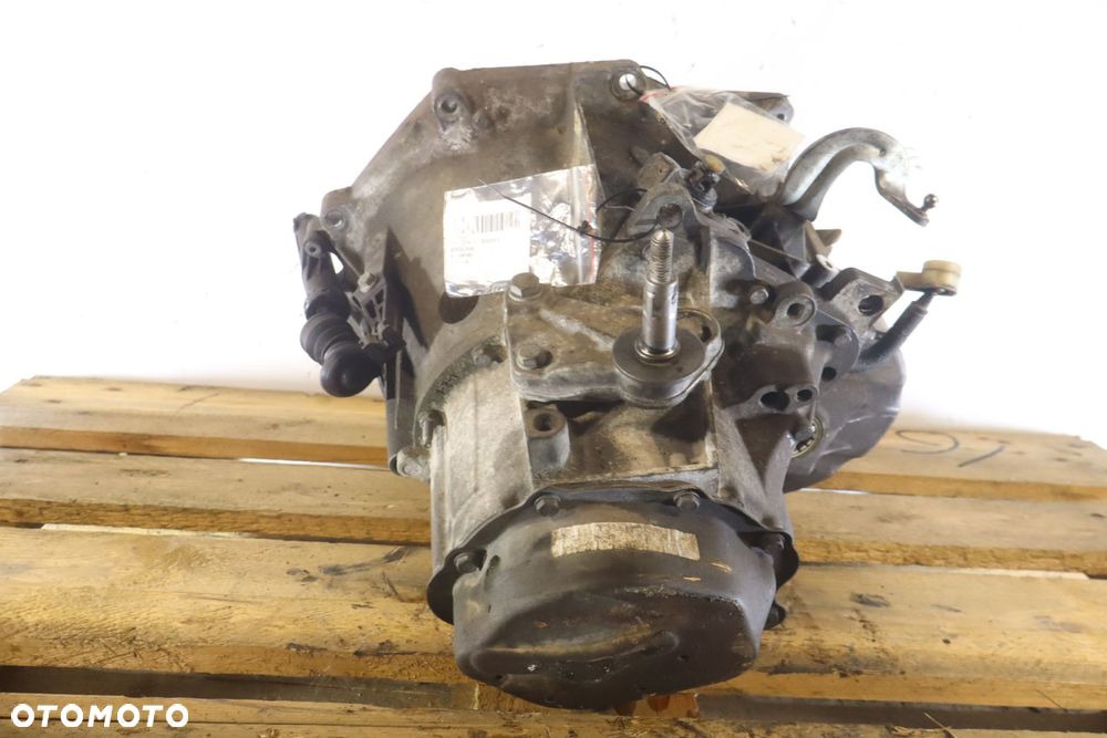 SKRZYNIA BIEGÓW 5 BIEGOWA CITROEN C4 II 1.6 20DP42 - 2